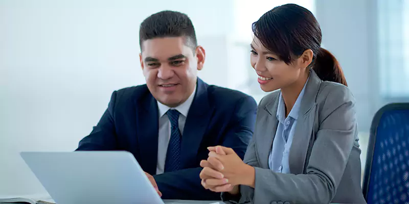 Why Partner with the Best TN Visa Consultants for Canadian Applicants for Ireland?